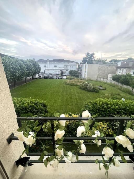 Wondersuite Appartement - Centre Ville Avec Parking Couvert -15Mn De Paris Et 10 Mn De Stade De France, Wifi, Netflix Deuil-la-Barre Ngoại thất bức ảnh