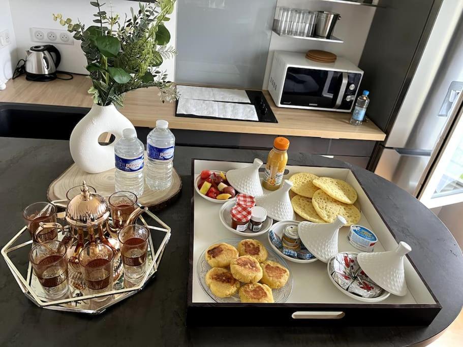 Wondersuite Appartement - Centre Ville Avec Parking Couvert -15Mn De Paris Et 10 Mn De Stade De France, Wifi, Netflix Deuil-la-Barre Ngoại thất bức ảnh